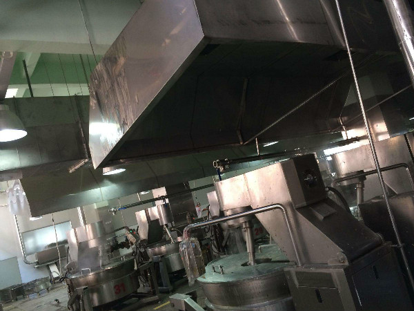 上海厨房排油烟-改装厨房排油烟管道-净览暖通工程为您服务