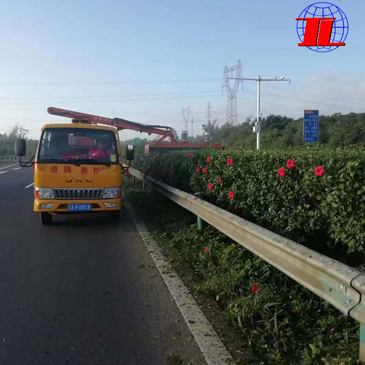 福州高速公路绿化修剪车-金力机械(推荐商家)