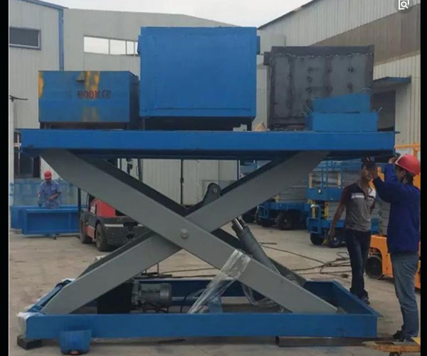 泸州20吨升降机-金力机械(在线咨询)-20吨升降机多少钱