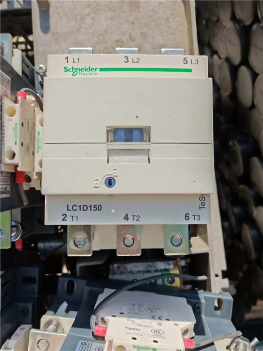 郑州高压变频柜-长城电器回收-安川高压变频柜回收