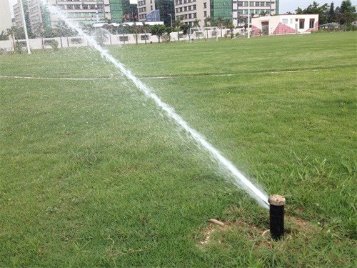 佛山雨鸟千秋架_雨鸟千秋架经销_宝润喷灌实在(优质商家)