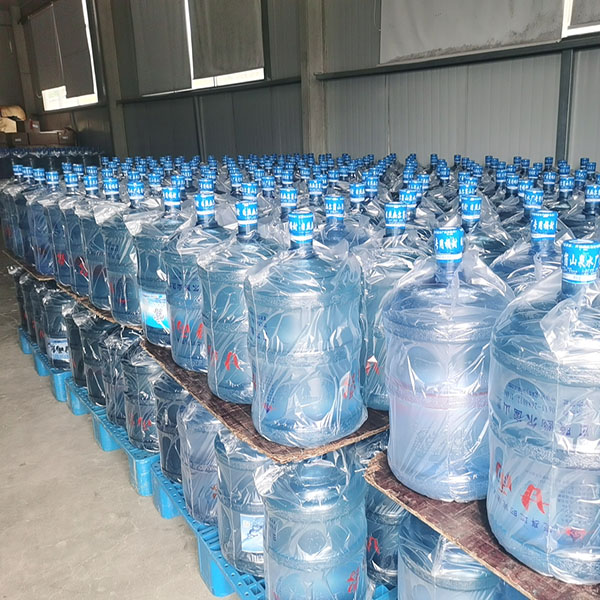 包装饮用水-包装饮用水供应商-甘雨露水厂