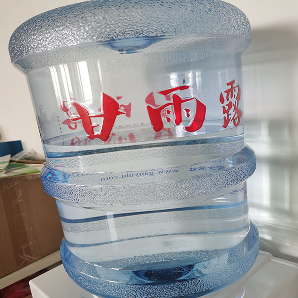 桶装水-甘雨露水厂-桶装水一般多少升