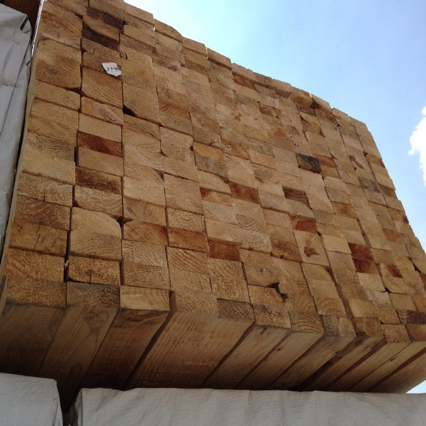 辐射松建筑方木-日照茄子AV短视频木材加工厂家-辐射松建筑方木规格