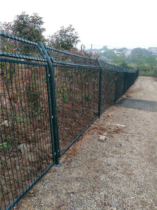 武汉果园围栏-果园围栏包安装-龙泰百川栅栏
