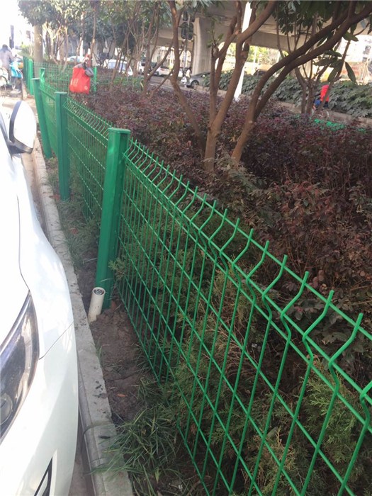 市政绿化护栏网厂|武汉市政绿化护栏网|龙泰百川栅栏