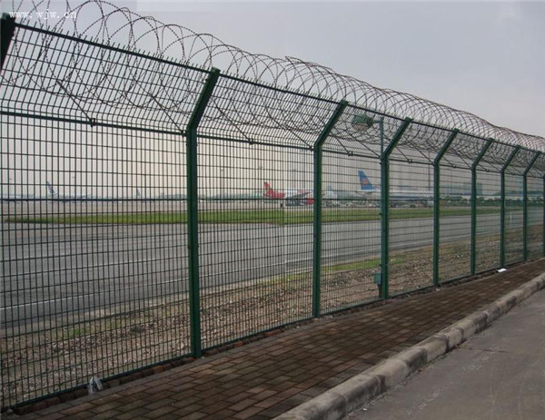 武汉钢丝网围栏|钢丝网围栏生产厂家|龙泰百川栅栏