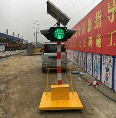 安阳红绿灯-红绿灯供应商-郑州福亦禄标牌(多图)