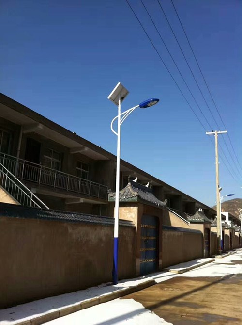 山东济南太阳能路灯厂家|太阳能路灯|希科节能