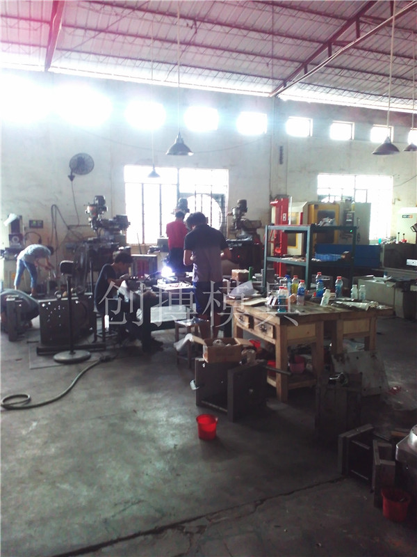 广州模具创搏模具加工-塑胶模具加工厂家-天河区塑胶模具加工