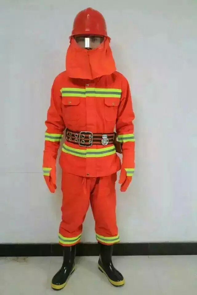 惠州消防战斗服-消防员用消防战斗服-联捷二氧化碳灭火器