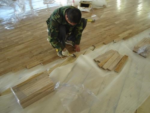 单层运动木地板-单层运动木地板生产商-立美体育