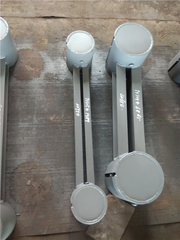 吐鲁番自动弹簧支架-海润装备公司-自动弹簧支架厂家