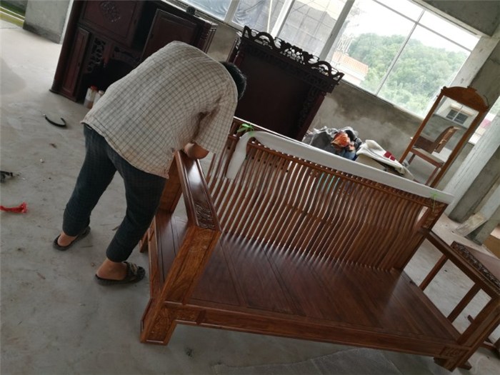贵州红木家具翻新-嵘辉红木家具翻新-红木家具翻新厂家