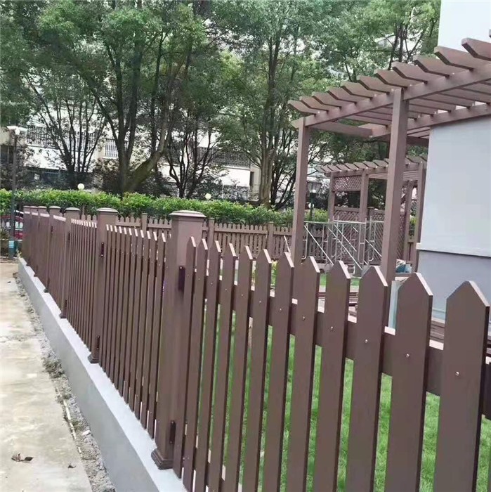 PE木塑护栏材料-胶州PE木塑护栏-中邦木塑景观