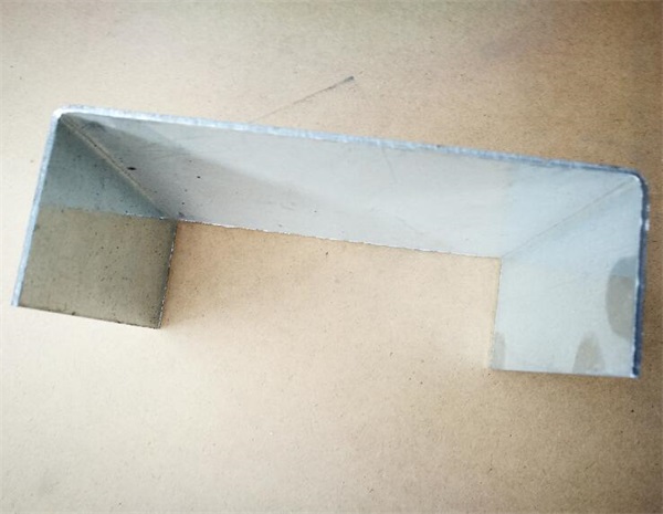 内墙板安装管卡-乐诚新材料(在线咨询)-内墙板安装管卡批发