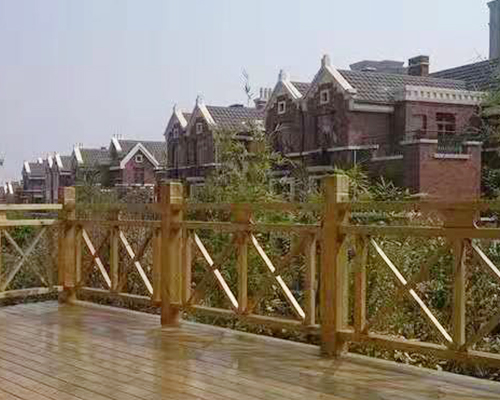 华硕防腐木(图)-景观塑木栅栏-阳泉塑木栅栏