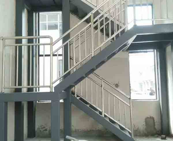 恒硕钢结构工程-钢结构旋转楼梯生产厂家-池州钢结构旋转楼梯