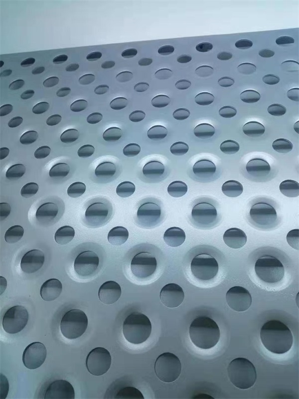 新疆冲孔吸音板-彩钢冲孔压型板-天津胜博兴业建材