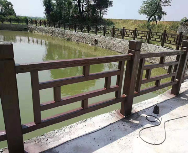 芜湖仿木栏杆-繁昌海波材料(在线咨询)-生态仿木栏杆