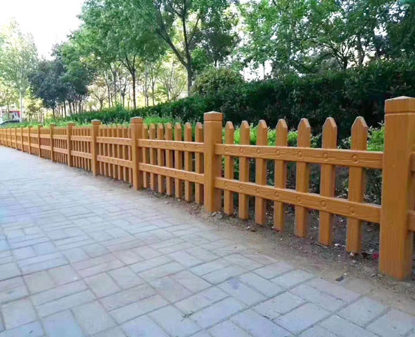 苏州仿木栏杆-繁昌海波仿木栏杆定制-生态仿木栏杆