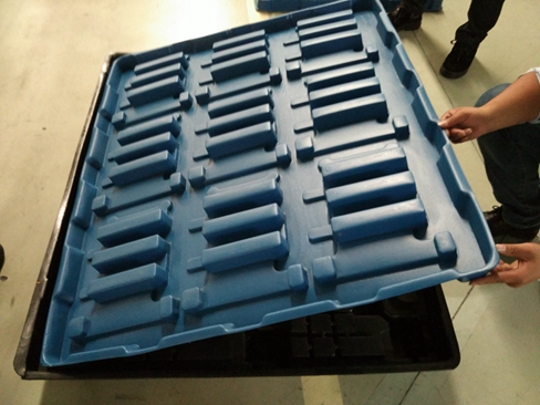 仿形塑料隔板-联合创伟仿形托盘厂家-仿形塑料隔板多少钱