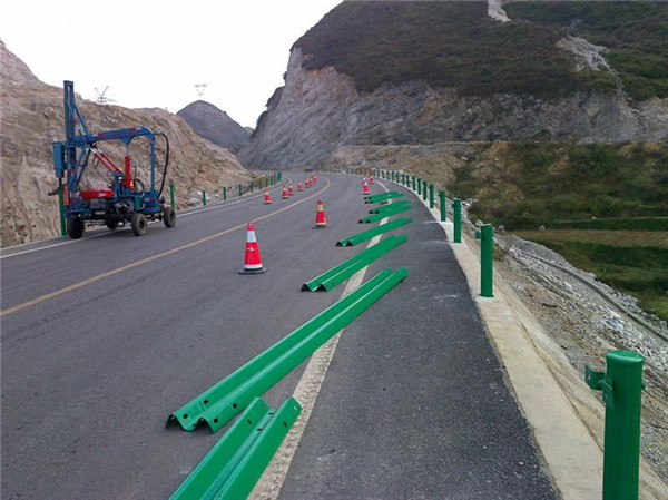 惠州护栏工程承包公司-护栏工程承包公司-全程交通设施工程公司