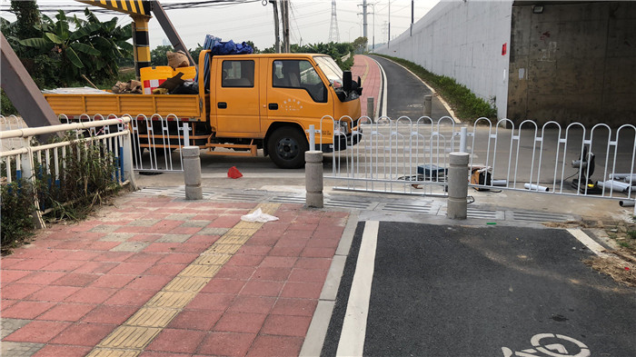护栏工程施工队-全程交通设施-广州护栏工程施工队