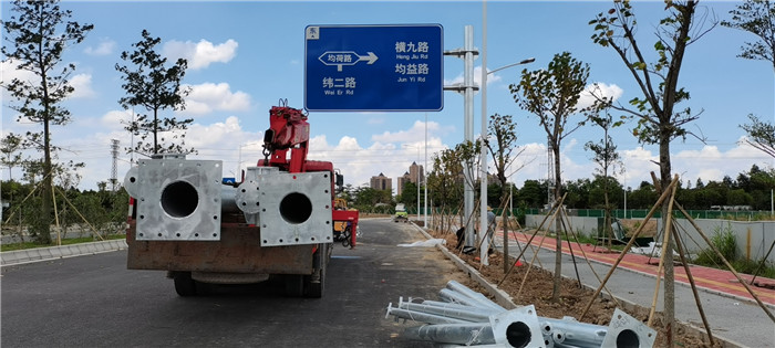 标志牌工程施工队-全程交通设施工程公司-惠州标志牌工程施工队