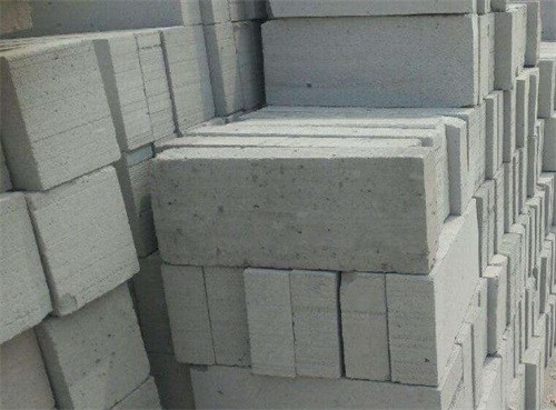 三孔水泥砌块-泰山汶河水泥-生产三孔水泥砌块