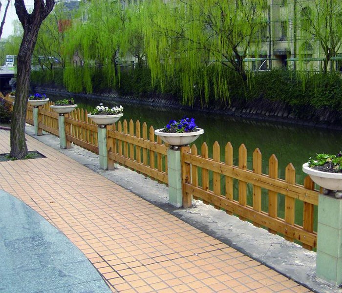 淅川防腐木护栏-盛科防腐木生产商-淅川防腐木护栏建造