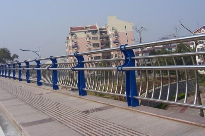山东润达桥梁护栏(多图)-蚌埠钢桥梁栏杆