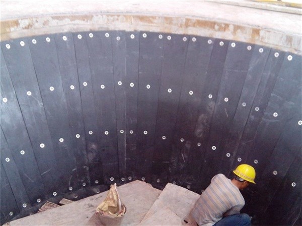 煤仓衬板安装|盛兴橡塑(在线咨询)|新疆煤仓衬板