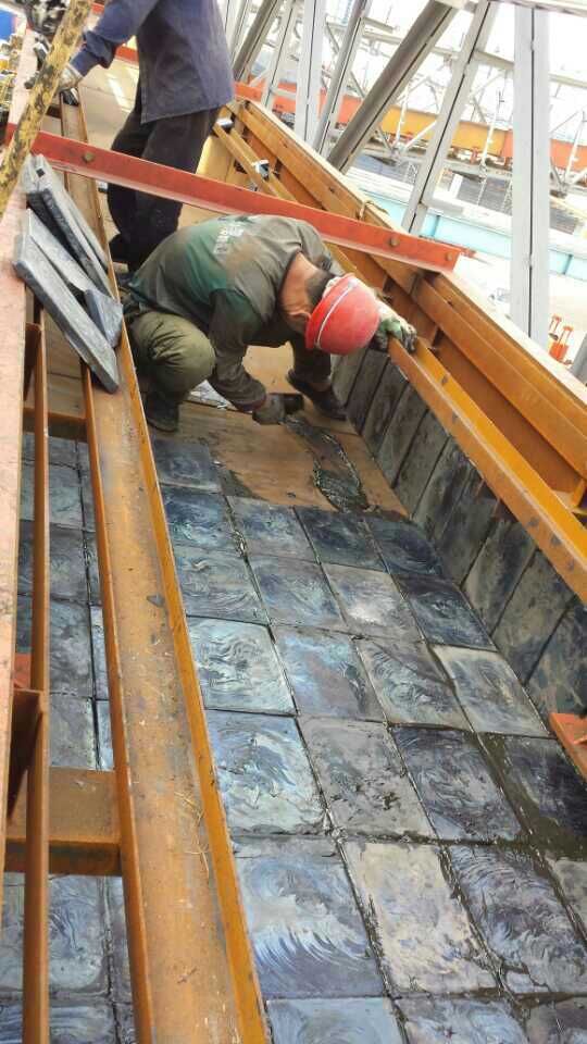 铸石板-防腐铸石板施工安装-超鸿耐磨材料(多图)