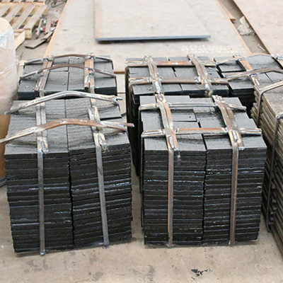 超鸿耐磨材料(图)-堆焊衬板生产厂家-堆焊衬板