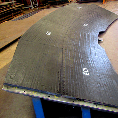 堆焊衬板-超鸿耐磨材料-高硬度堆焊衬板