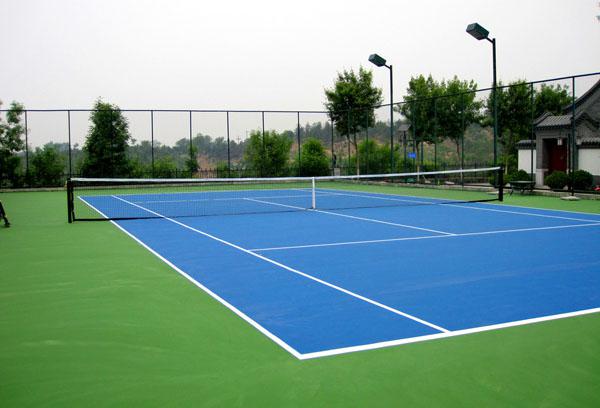 塑胶网球场、滇耀体育(在线咨询)、塑胶网球场地