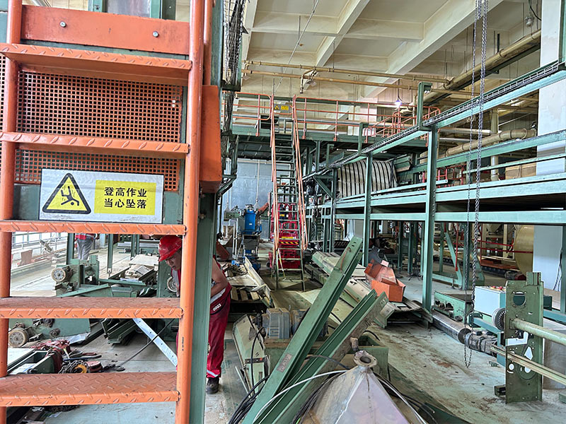 济南工厂设备搬运-山东重联(在线咨询)-工厂设备搬运吊装