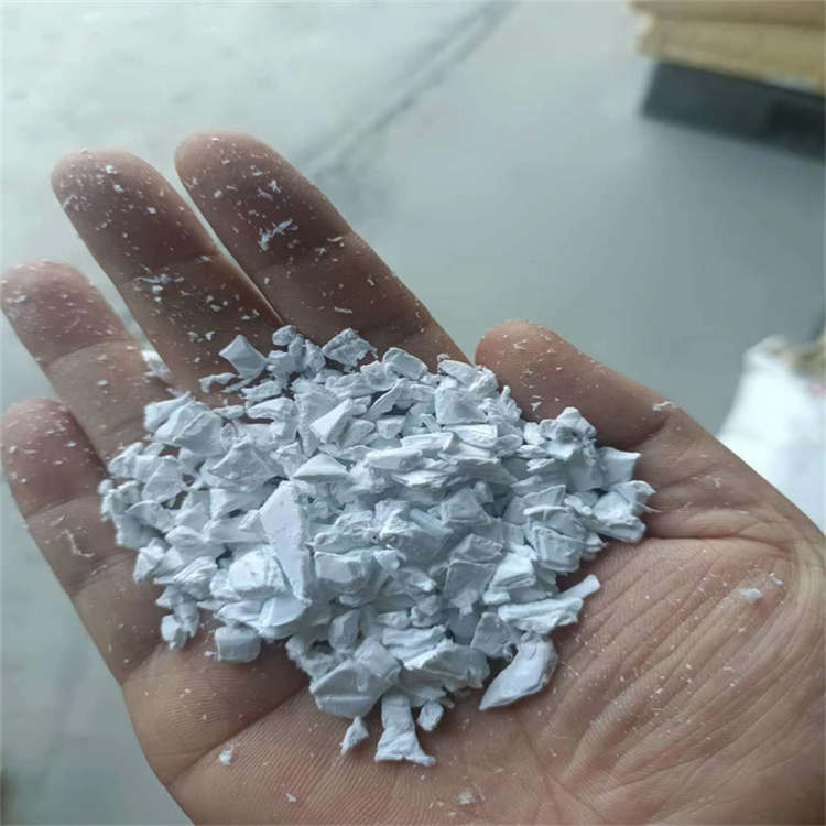 通州回收-鑫运塑胶化工有限公司-回收PBT加纤防火水口料