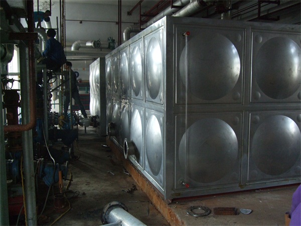 大丰水箱专业(图)|6立方不锈钢水箱|鹤岗不锈钢水箱