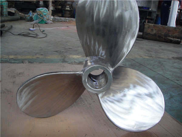 斜叶桨式搅拌器生产厂家-德凯搅拌器质量可靠
