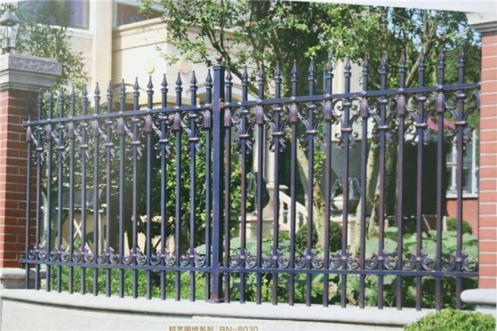 庭院锌钢护栏|世通铁艺|庭院锌钢护栏生产厂家