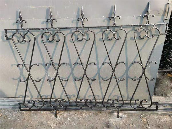 铁艺护栏联系方式-泰安世通铁艺生产公司-市政铁艺护栏联系方式