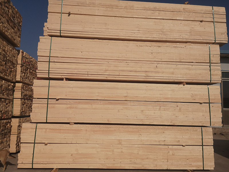 3米輻射松木方-3米輻射松木方尺寸-日照永榮木材加工廠