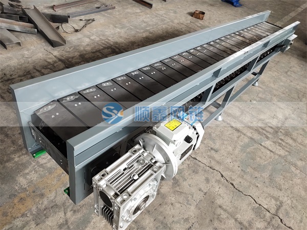 金门碳钢链板输送机价格-顺鑫网链-304碳钢链板输送机价格