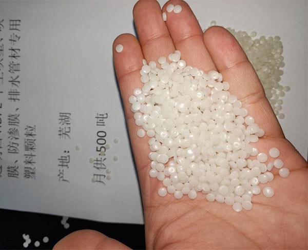 高密度聚乙烯再生塑料顆粒報價-蕪湖寶綠特PE顆粒
