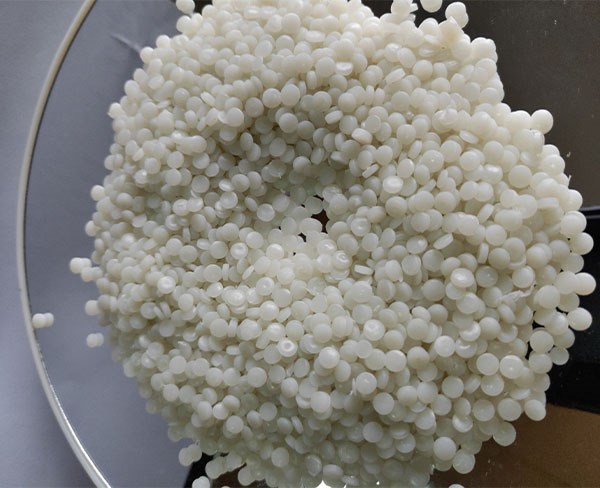 寶綠特HDPE顆粒(圖)-塑料顆粒多少錢一噸-揚州塑料顆粒