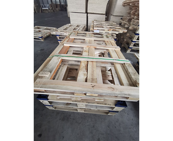 金海木业包装公司(图)-免熏蒸木箱价格-滁州免熏蒸木箱