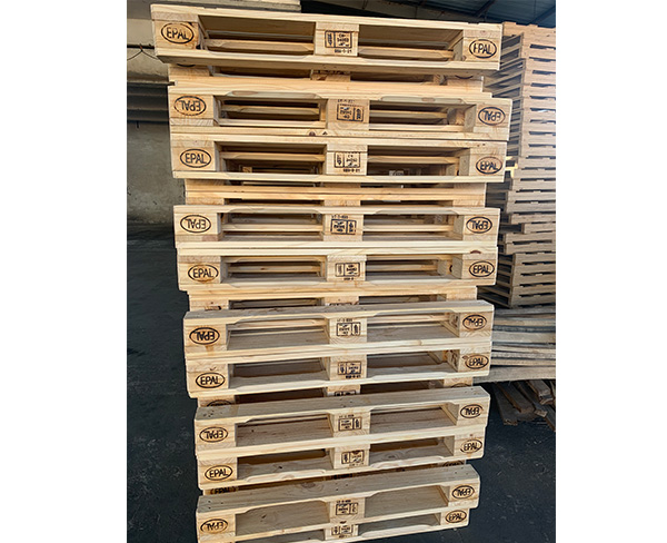 芜湖金海木业包装厂家(图)-胶合板木托盘批发-木托盘批发