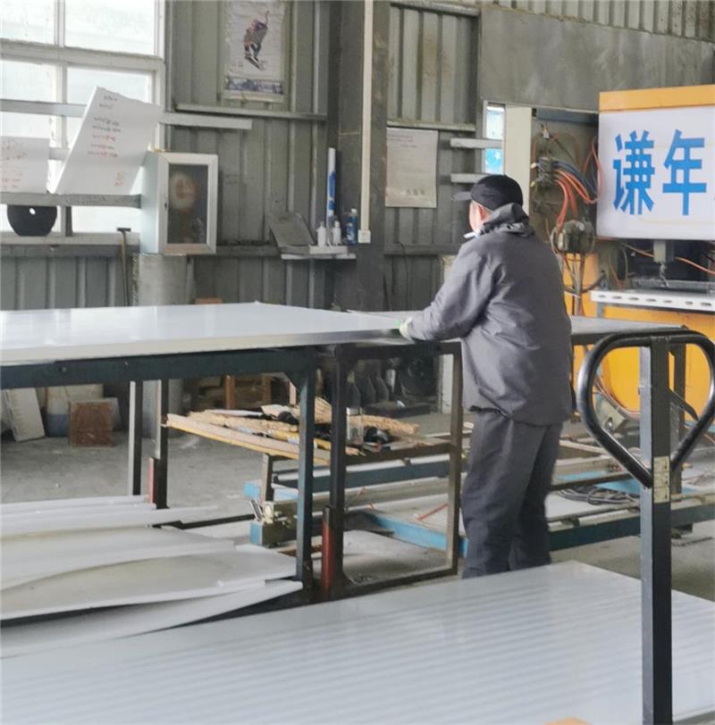 武汉谦年公司(图)-硫氧镁净化手工板-随州硫氧镁净化板